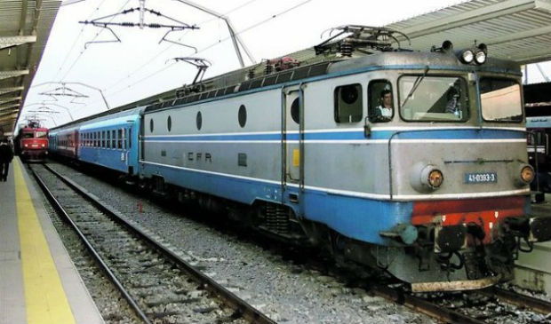 trenuri
