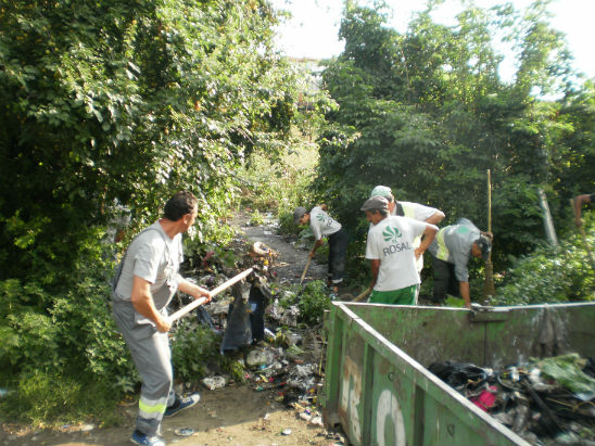 rosal ploiesti ajuta oamenii 3
