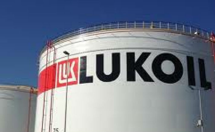 Lukoil sechestru pe conturi si materii prime