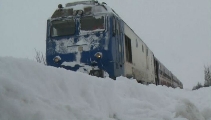 tren blocat zapada