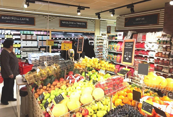 Comarnic magazin Carrefour 1