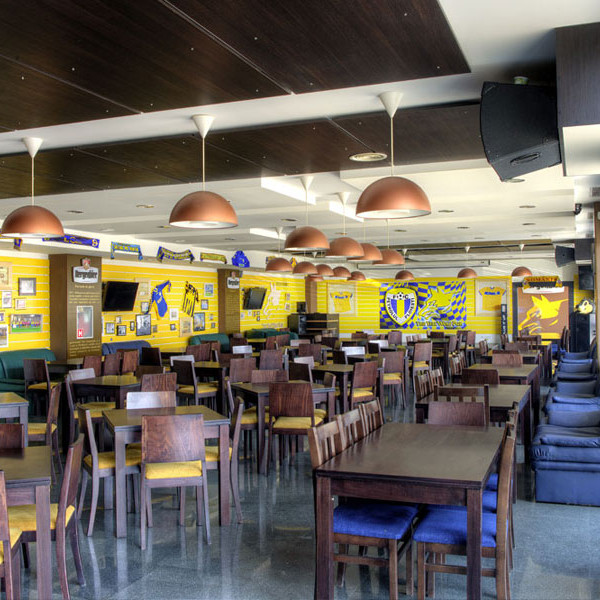 pub-yell-wolf-ploiesti