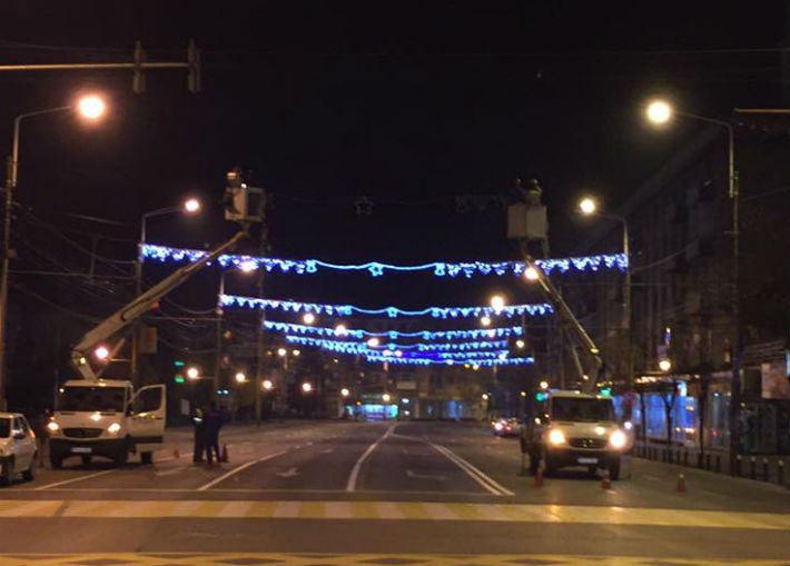 primele beculete de iarna in Ploiesti 2015- 2