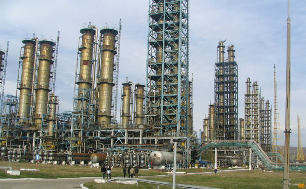 Romag-combinatul-de-apa-grea