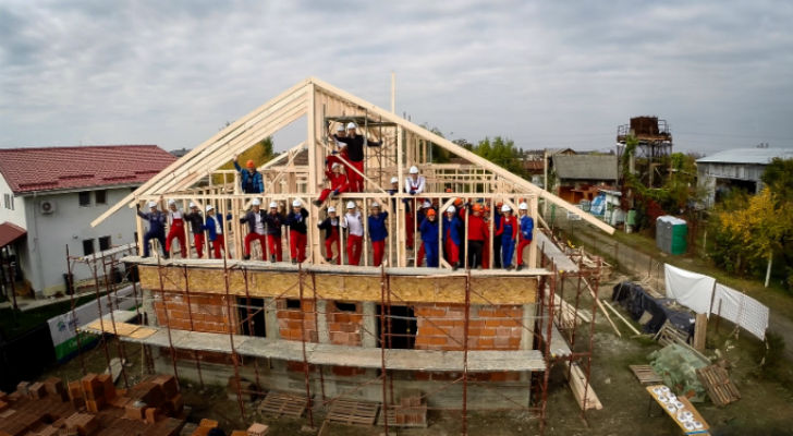 Voluntari Henkel Germania - case Ploiesti Habitat for Humanity