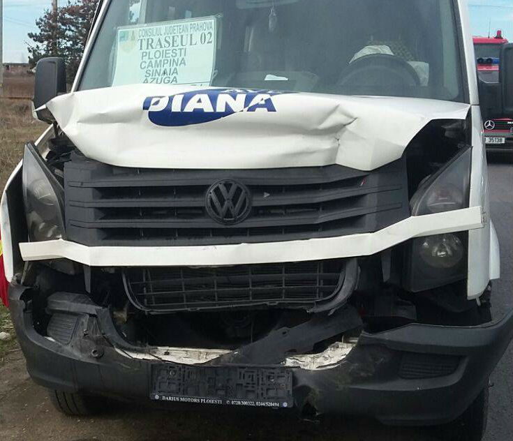 microbuz Ave Diana accident