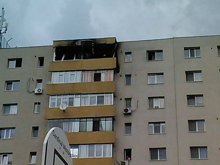 incendiu intr-un bloc din Ploiesti 2