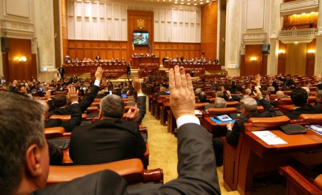 pensii speciale alesi vot Senat
