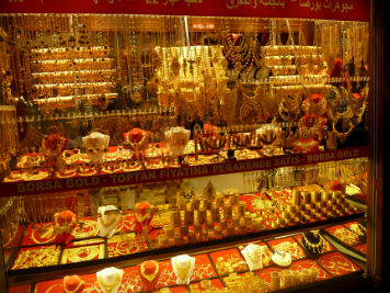 grand-bazaar-gold-case-istanbul