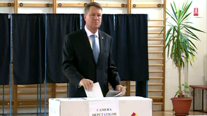 klaus_iohannis_vot_alegeri_parlamentare