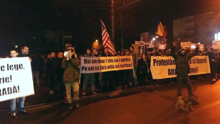 proteste OUG 13 -1