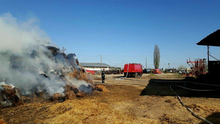 incendiu baloti 1