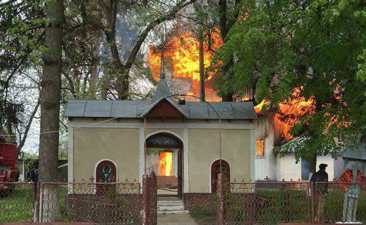 incendiu-biserica