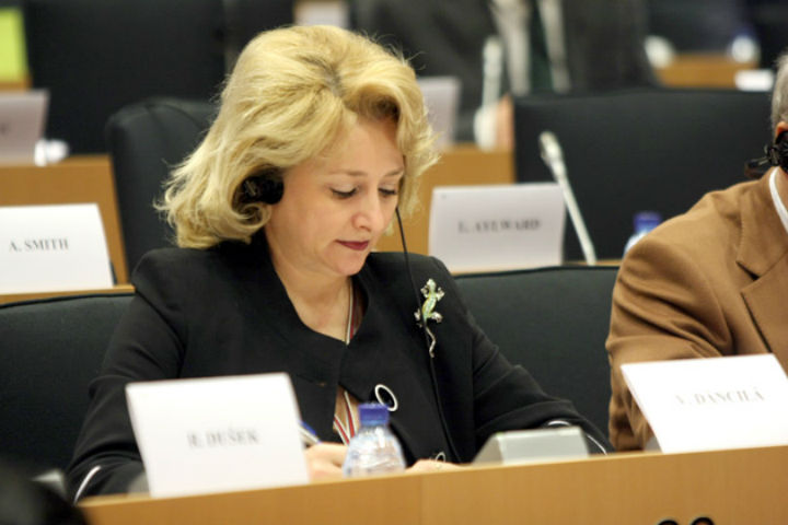 viorica-dancila-nominalizata-premier