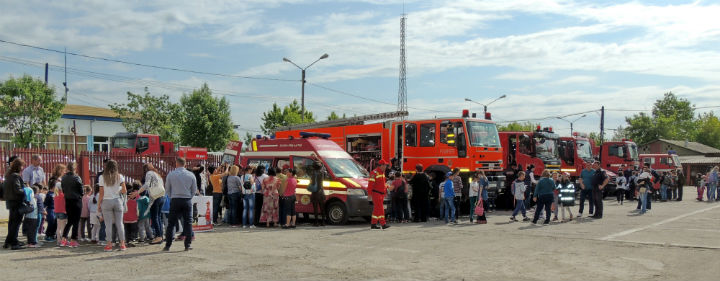 ISU Dambovita ziua portilor deschise